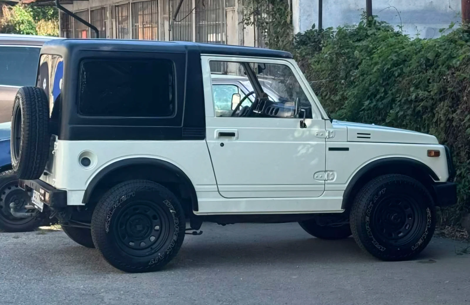 Suzuki Samurai Santana SJ410, снимка 10 - Автомобили и джипове - 56510863