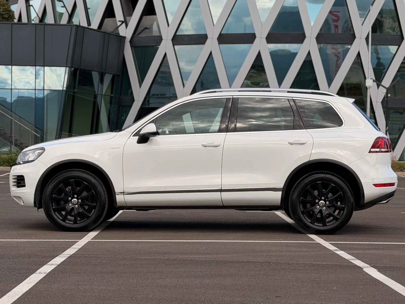 VW Touareg Touareg X edition , снимка 2 - Автомобили и джипове - 56184576
