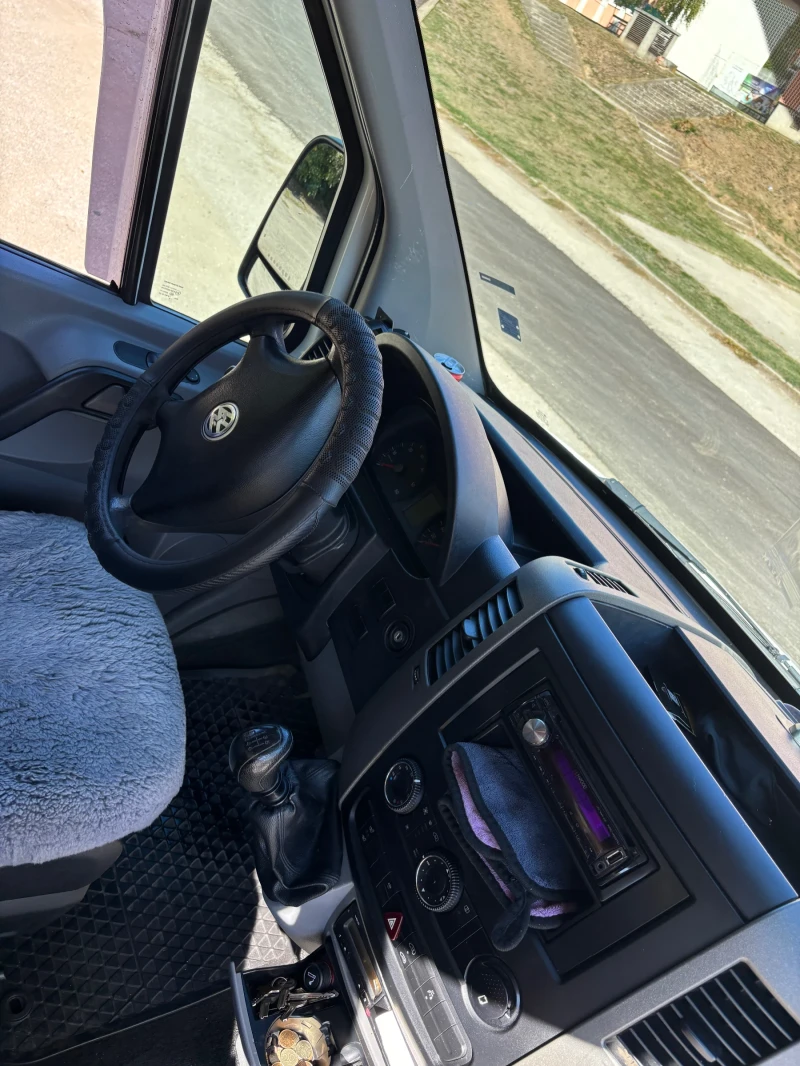 VW Crafter 2.5T 136, снимка 10 - Бусове и автобуси - 52181879