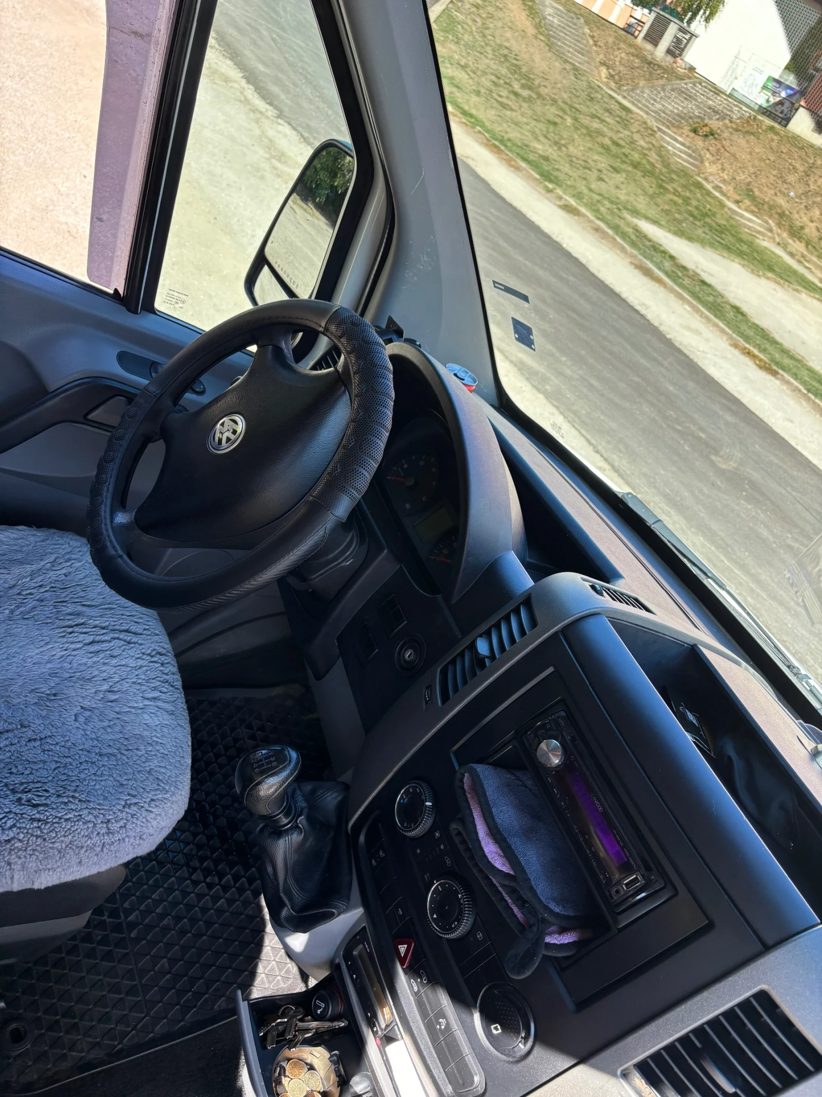 VW Crafter 2.5T 136 - изображение 10