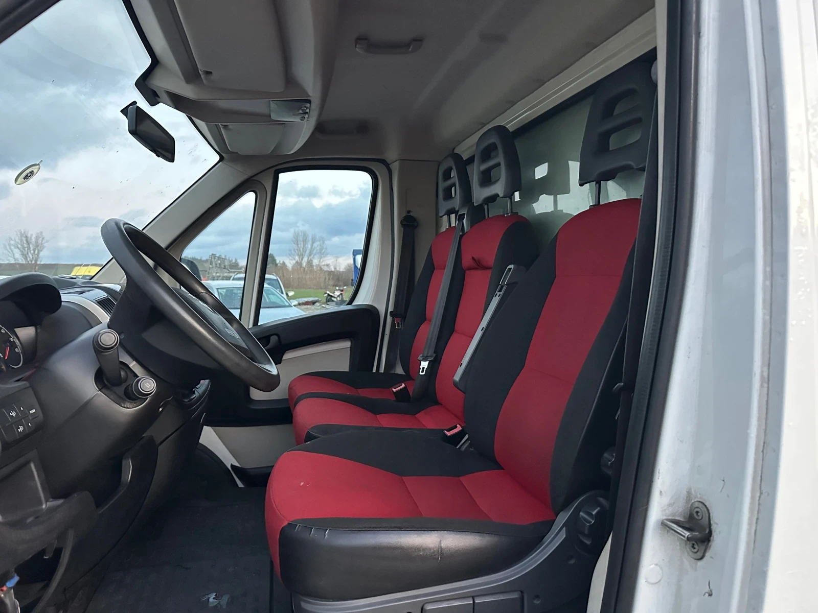 Fiat Ducato 2.3D 130ks ПАДАЩ БОРД КЛИМАТИК - изображение 8