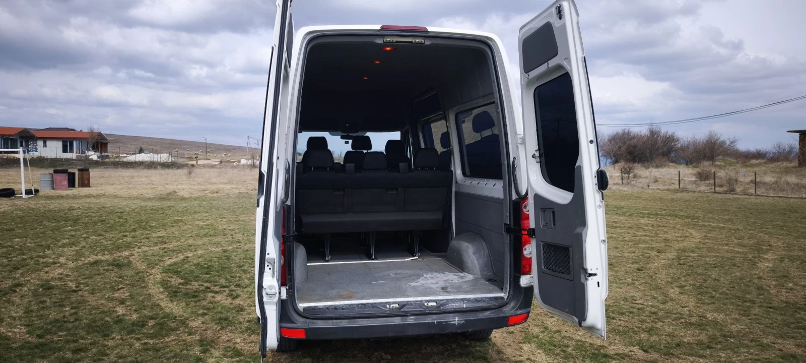 VW Crafter, снимка 7 - Бусове и автобуси - 53948589