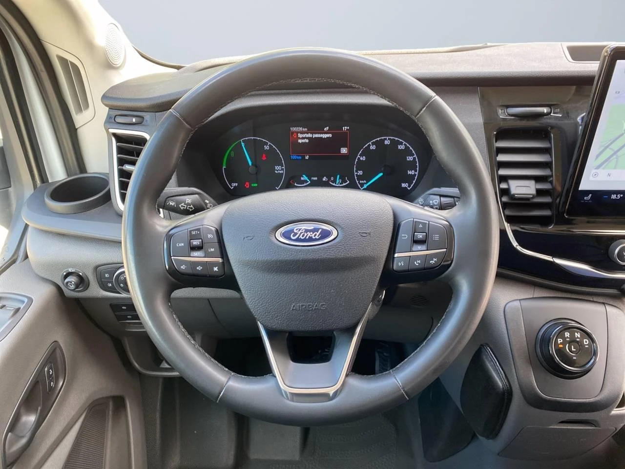 Ford Transit L2H2 68 kWh, снимка 13 - Бусове и автобуси - 54682023
