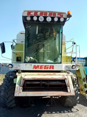 Комбайн Claas, снимка 1