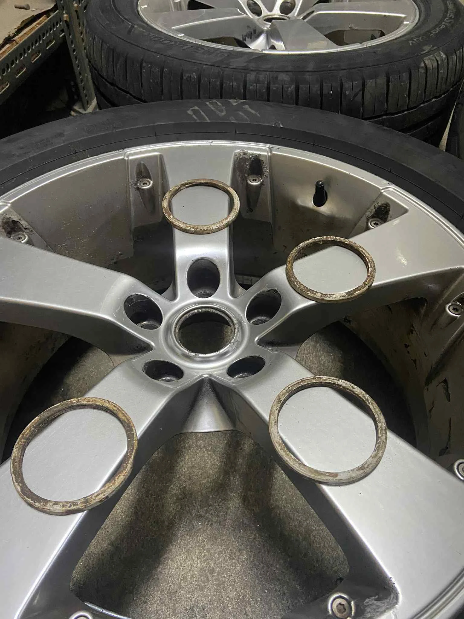 ���� � ������ 255/50R19 | Mobile.bg � ����������� 1