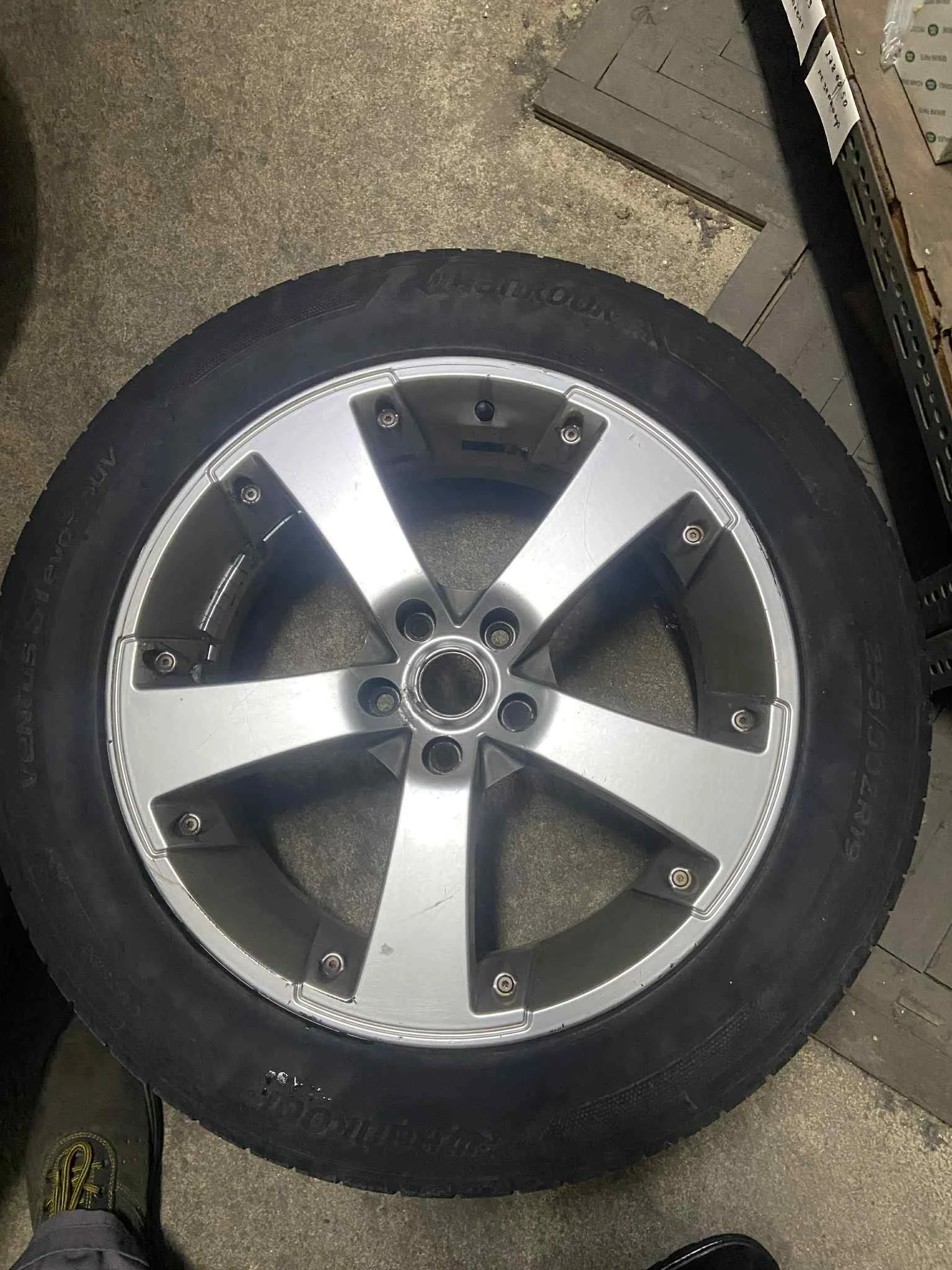 ���� � ������ 255/50R19 | Mobile.bg � ����������� 10