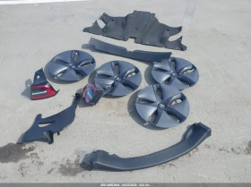 Tesla Model 3 Long Range/Mid Range/Standard Range/Standard Range, снимка 11