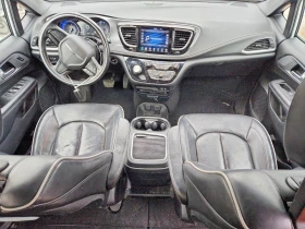 Chrysler Pacifica 3.6l Limited, снимка 8