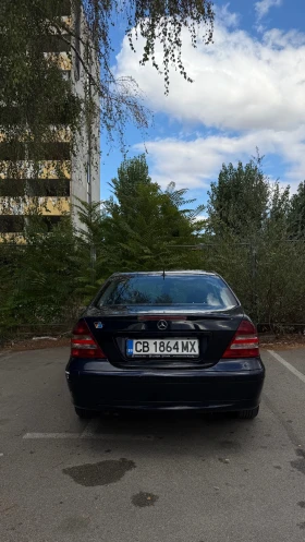 Mercedes-Benz 220, снимка 6