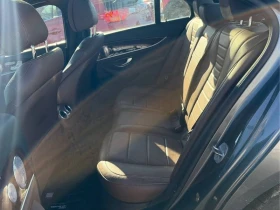 Mercedes-Benz E 300 4MATIC | CARFAX | БЕЗ ИНЦИДЕНТИ, снимка 7