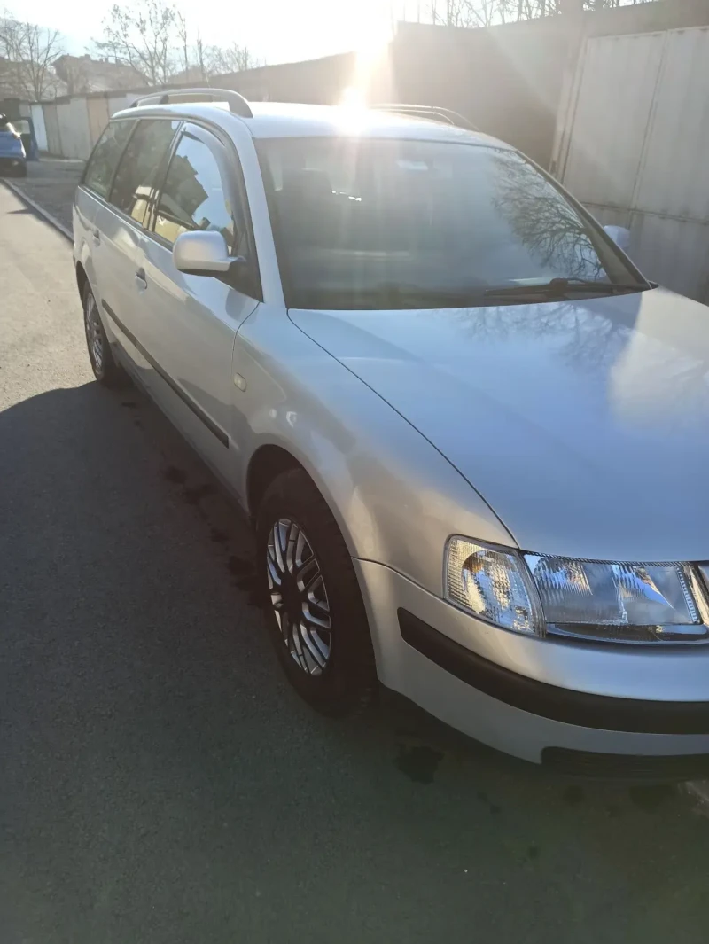 VW Passat, снимка 5 - Автомобили и джипове - 49497722