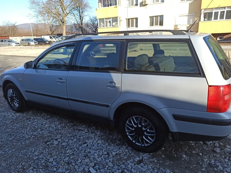 VW Passat, снимка 8 - Автомобили и джипове - 49497722