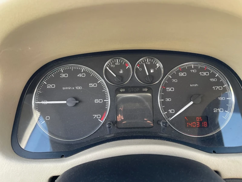 Peugeot 307 2.0 SW, снимка 8 - Автомобили и джипове - 50048382