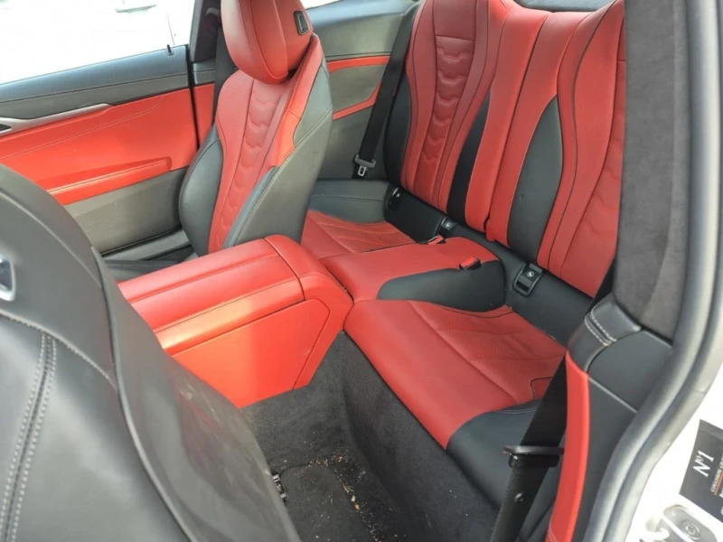 BMW 850 * M850I XDRIVE * CARFAX * БЕЗ ПЪРВОНАЧАЛНА ВНОСКА, снимка 13 - Автомобили и джипове - 52990821