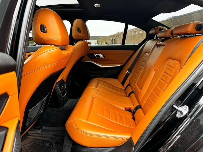 BMW 330 * xDrive * CARFAX * ЦЕНА ДО БГ, снимка 16 - Автомобили и джипове - 53305203