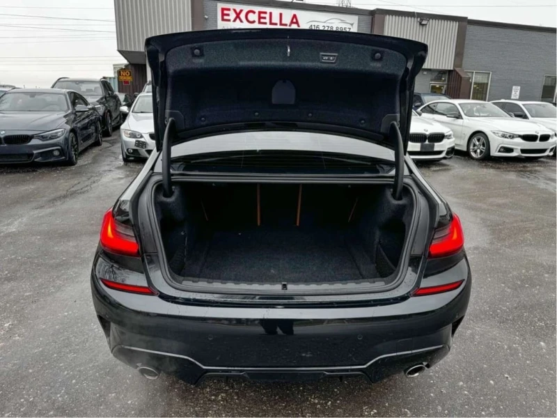 BMW 330 * xDrive * CARFAX * ЦЕНА ДО БГ, снимка 11 - Автомобили и джипове - 53305203