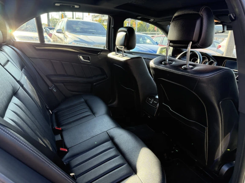 Mercedes-Benz E 400 4MATIC* LUXURY* HEAD-UP* АвтоКредит(ЦЕНА ДО БГ), снимка 15 - Автомобили и джипове - 53501916