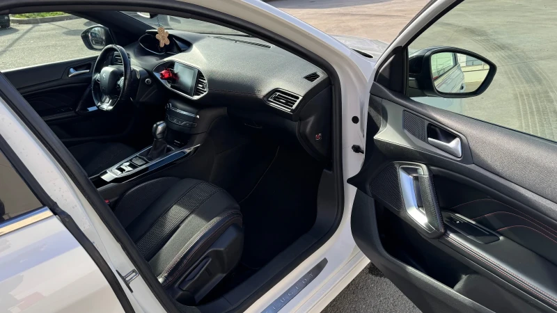 Peugeot 308 GT-Line SW 1.6HDI , снимка 14 - Автомобили и джипове - 53557382