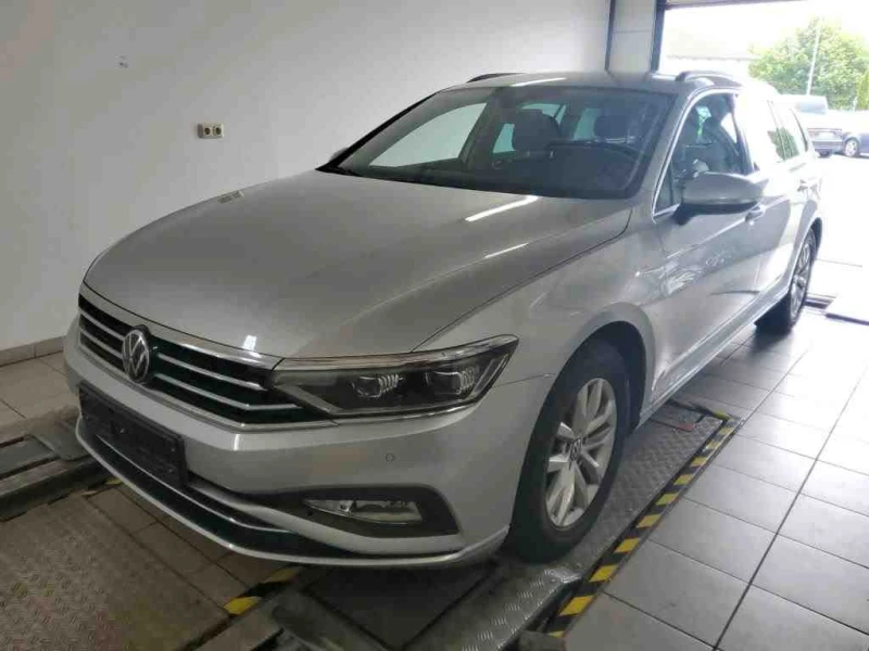 VW Passat Business 2.0tdi IQ.LIGHT-LED КОЖА обдухване Камера - 17900 € - 19021470 1