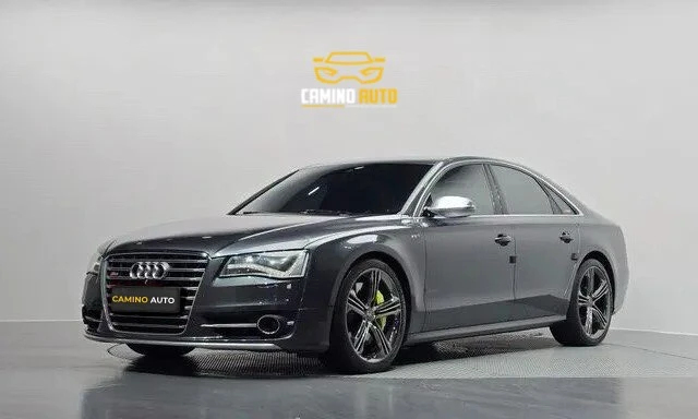 Audi S8  4.0 TFSI Quatrro 
