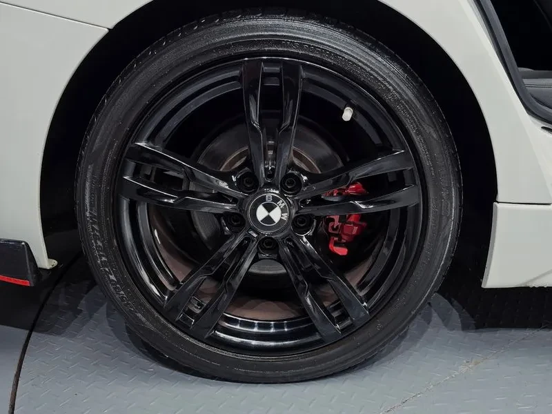 BMW 320 (F30) 320I M Sports, снимка 9 - Автомобили и джипове - 54928535