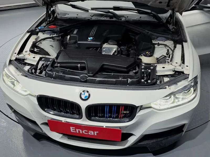 BMW 320 (F30) 320I M Sports, снимка 12 - Автомобили и джипове - 54928535