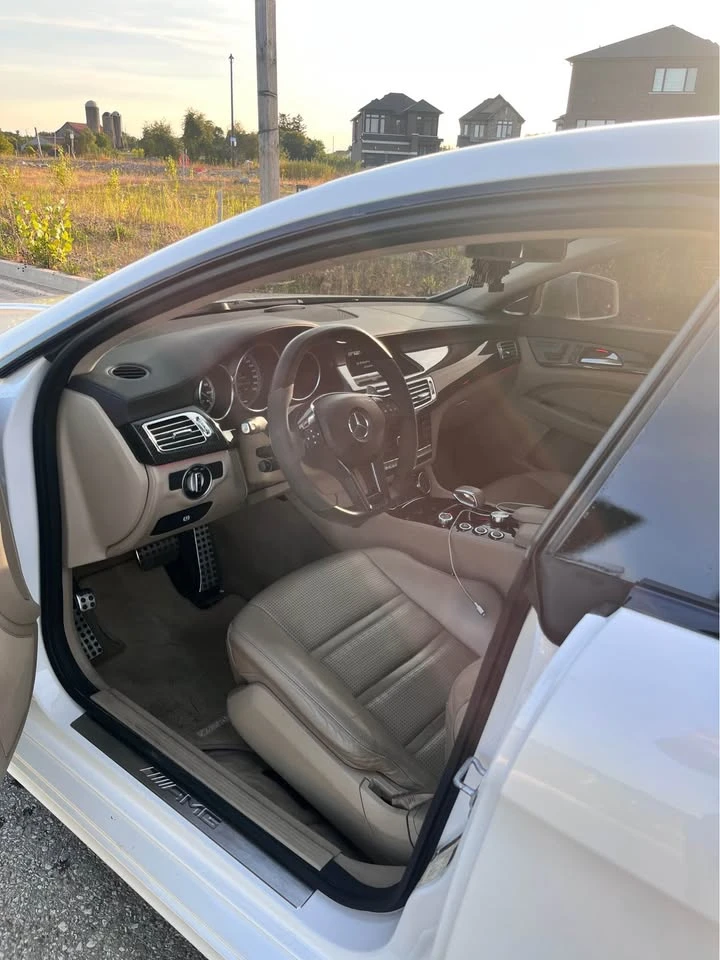 Mercedes-Benz CLS 63 AMG Harman Kardon / ЦЕНА ДО БГ 