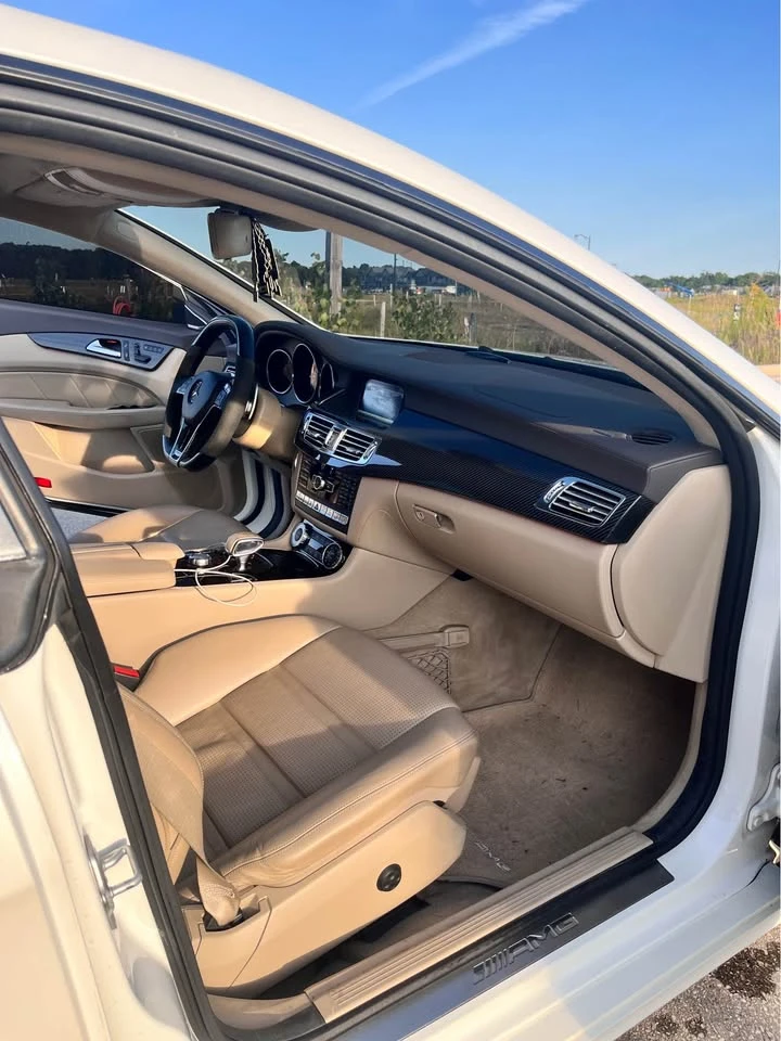Mercedes-Benz CLS 63 AMG Harman Kardon / ЦЕНА ДО БГ , снимка 9 - Автомобили и джипове - 55539303
