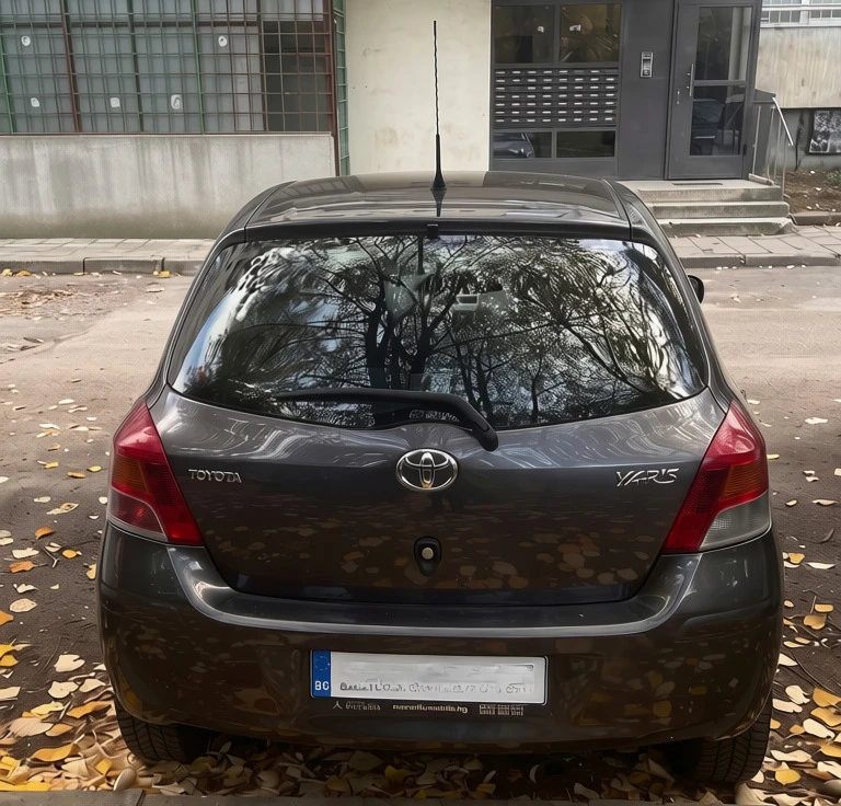 Toyota Yaris, снимка 3 - Автомобили и джипове - 56663315