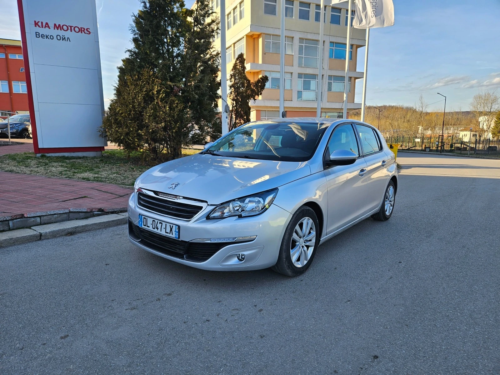 Peugeot 308 1.6 HDI - изображение 9