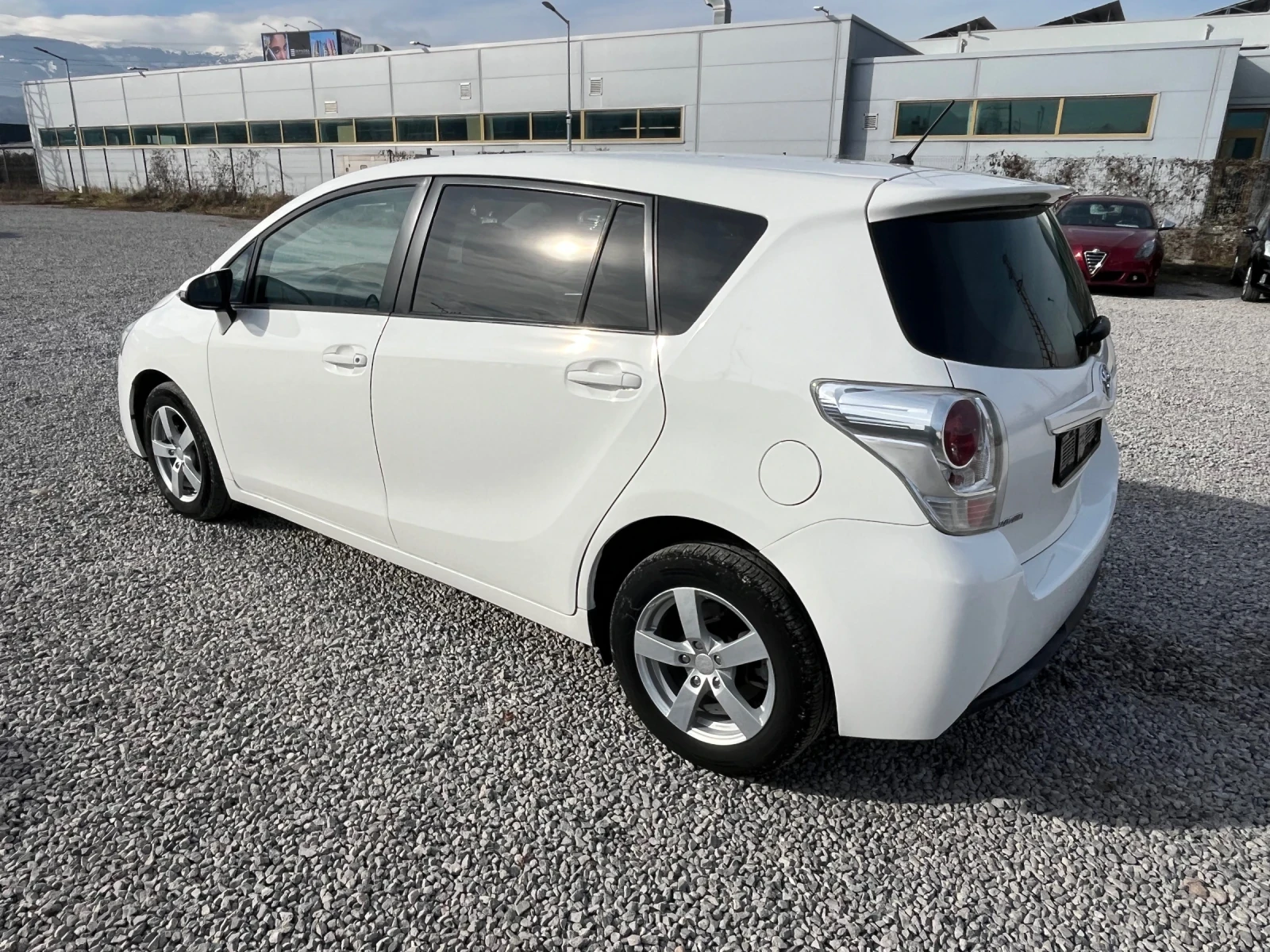 Toyota Verso 1.6D4D-112k.c  - изображение 4