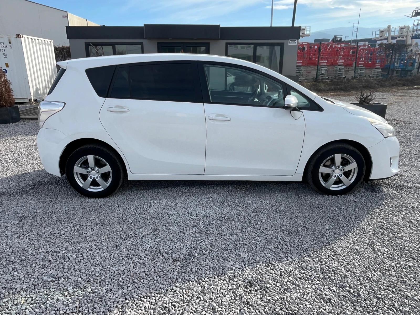 Toyota Verso 1.6D4D-112k.c  - изображение 7