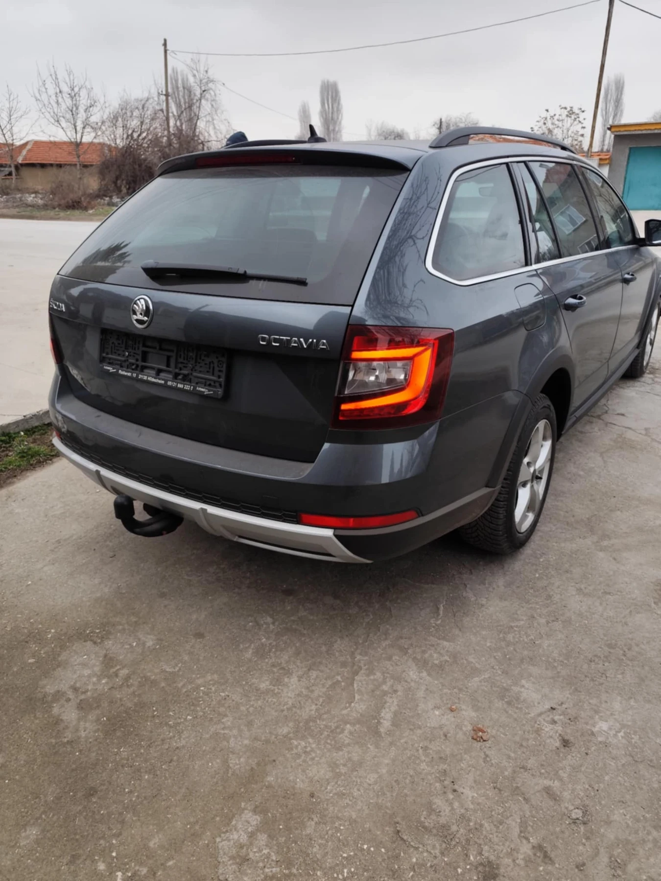 Skoda Octavia Scout 2, 0 TDI - изображение 4