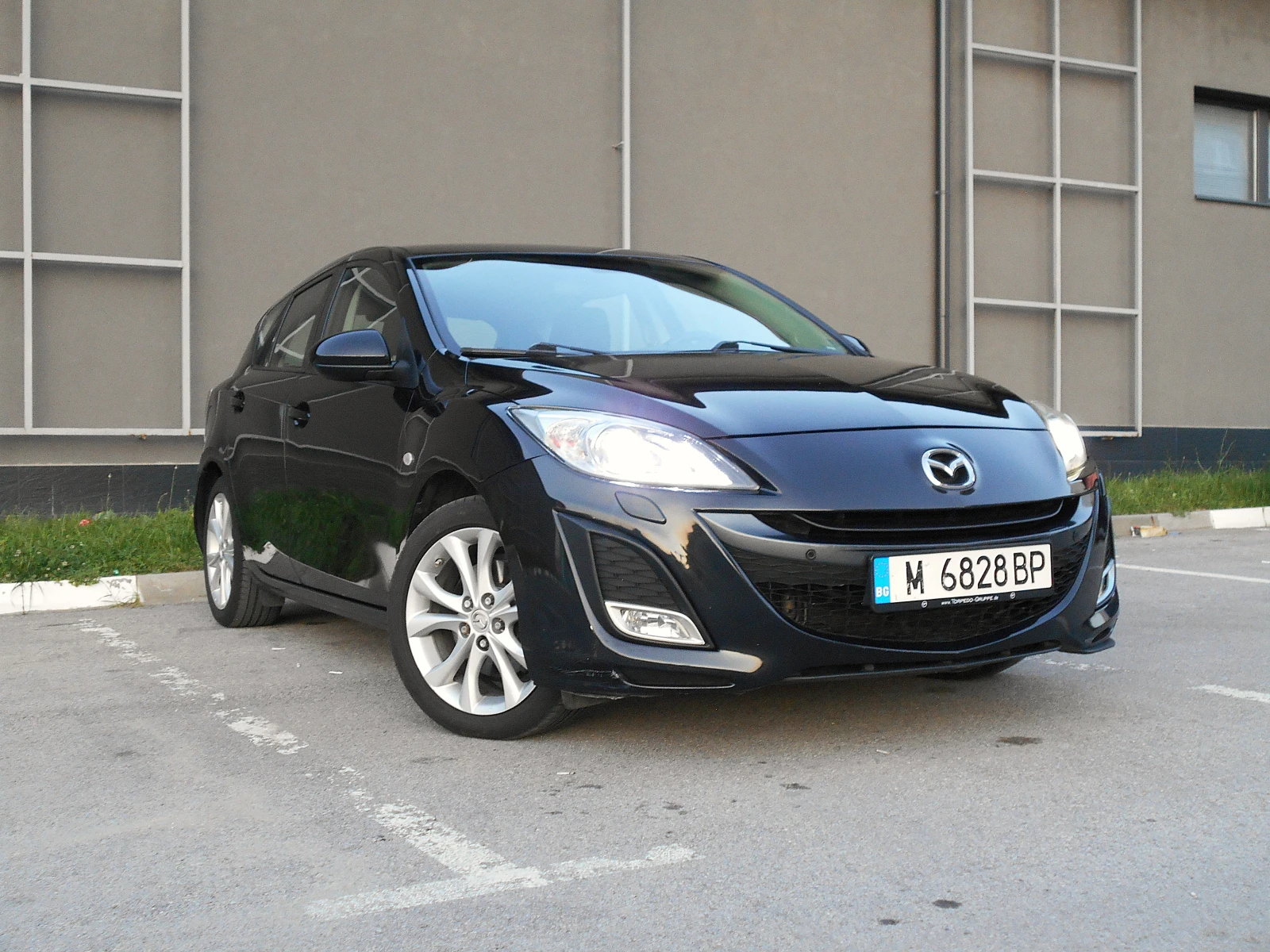 Mazda 3 Facelift 2.2 CD * Full * Обслужена - изображение 2