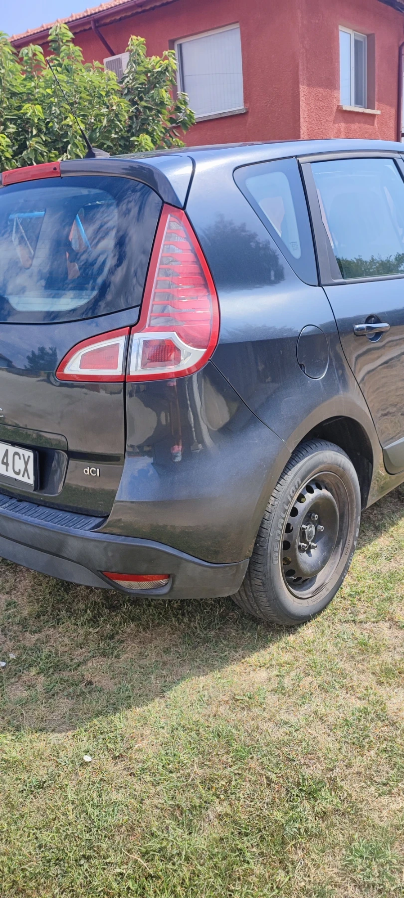 Renault Scenic 1.5 - изображение 2