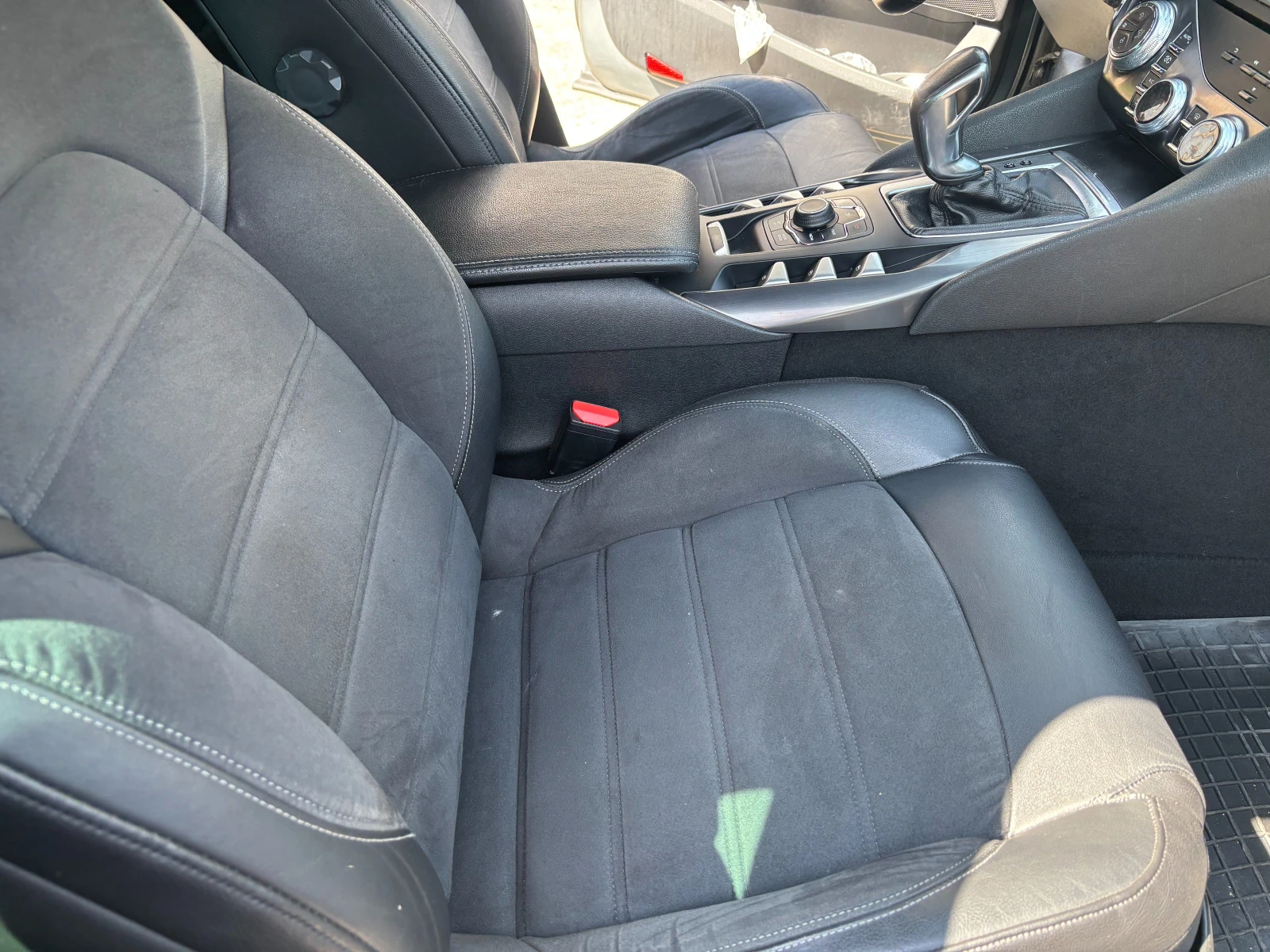 Citroen DS5  - изображение 10