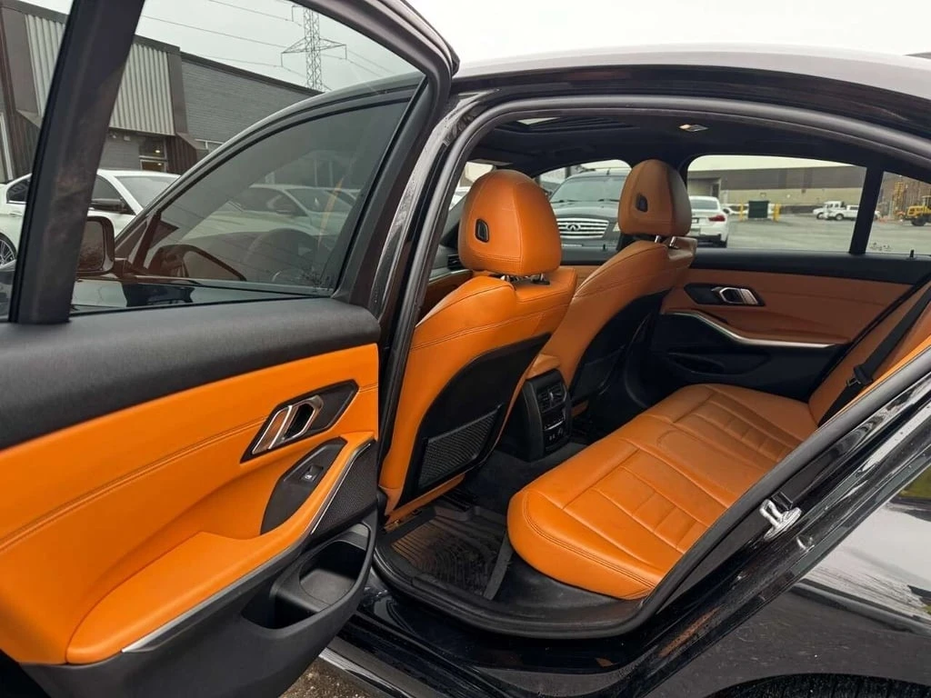 BMW 330 * xDrive * CARFAX * ���� �� �� | Mobile.bg � ����������� 15