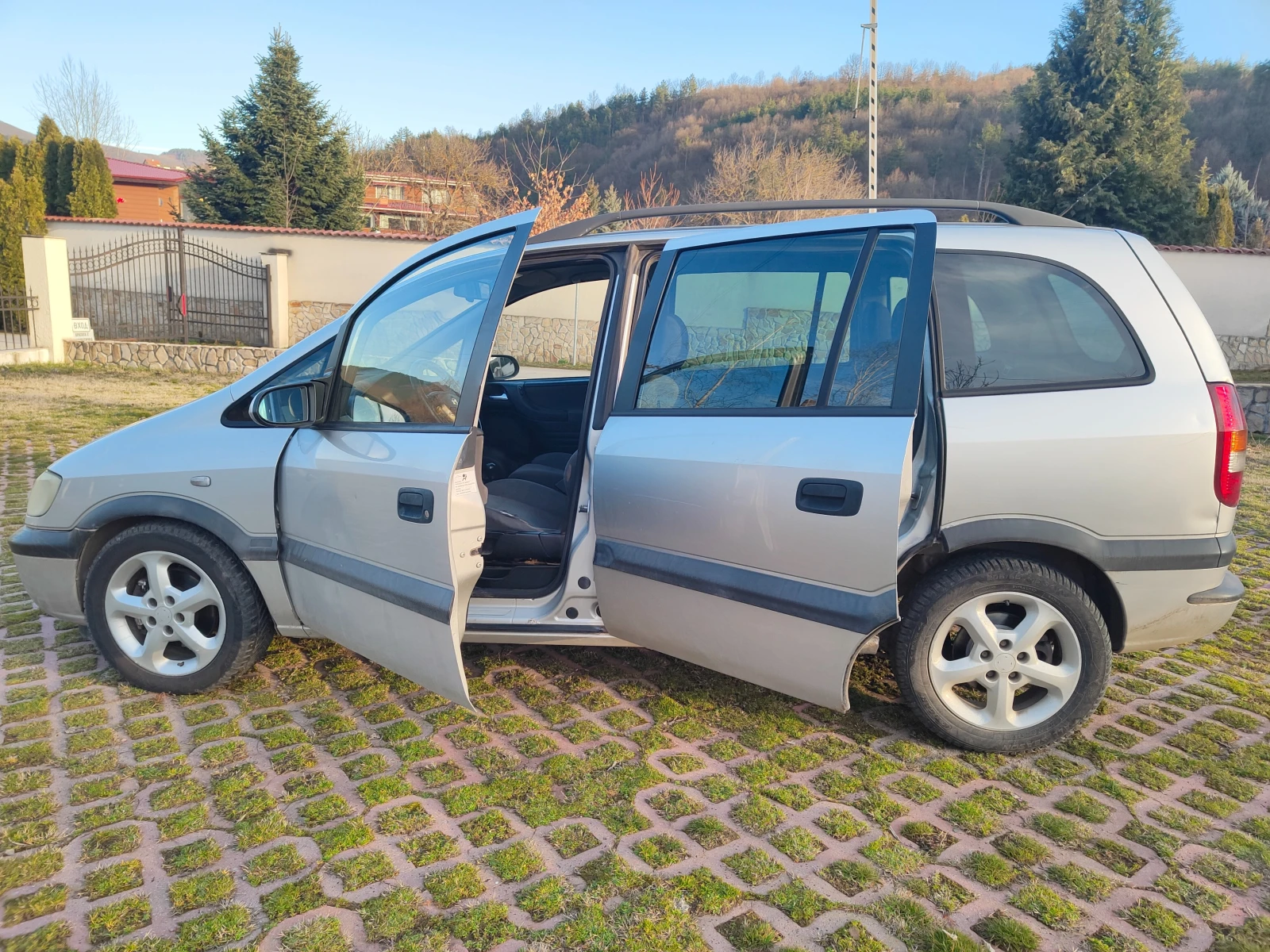 Opel Zafira 2.0 DITD * ����������� * 6+ 1 �����* �������� *  | Mobile.bg � ����������� 11