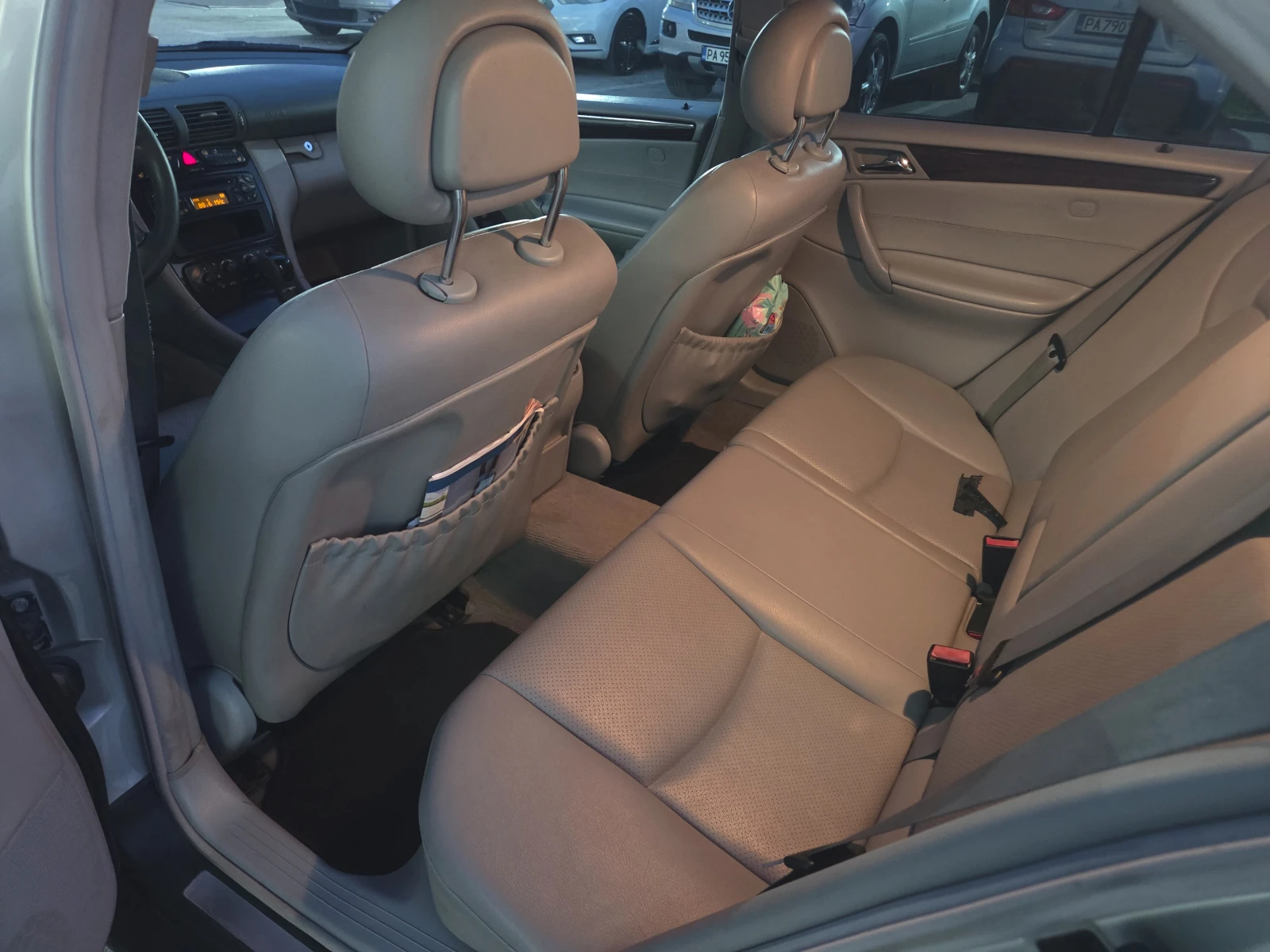 Mercedes-Benz C 220 CDI-Avantgarde, снимка 16 - Автомобили и джипове - 53802427