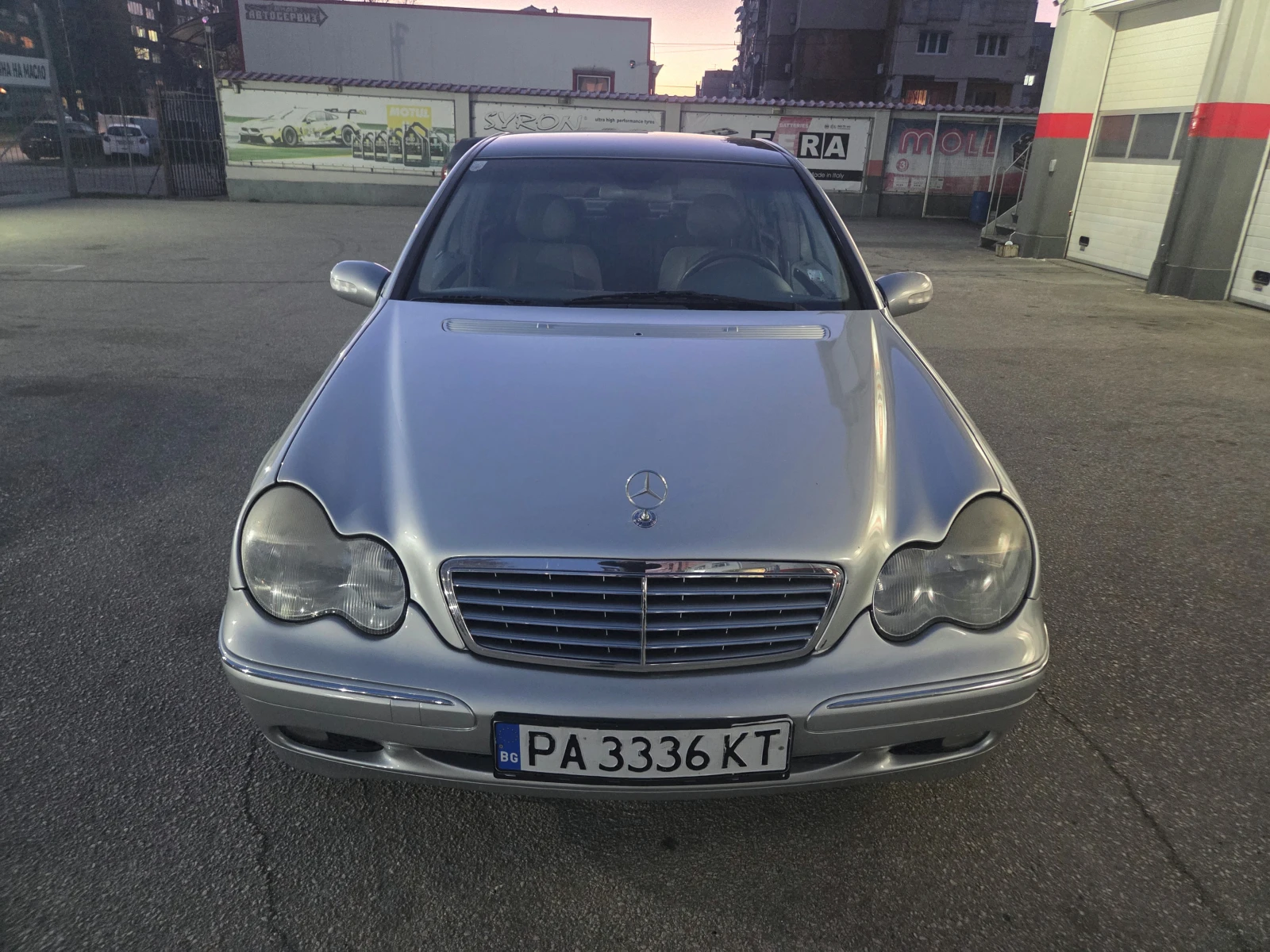 Mercedes-Benz C 220 CDI-Avantgarde, снимка 8 - Автомобили и джипове - 53802427