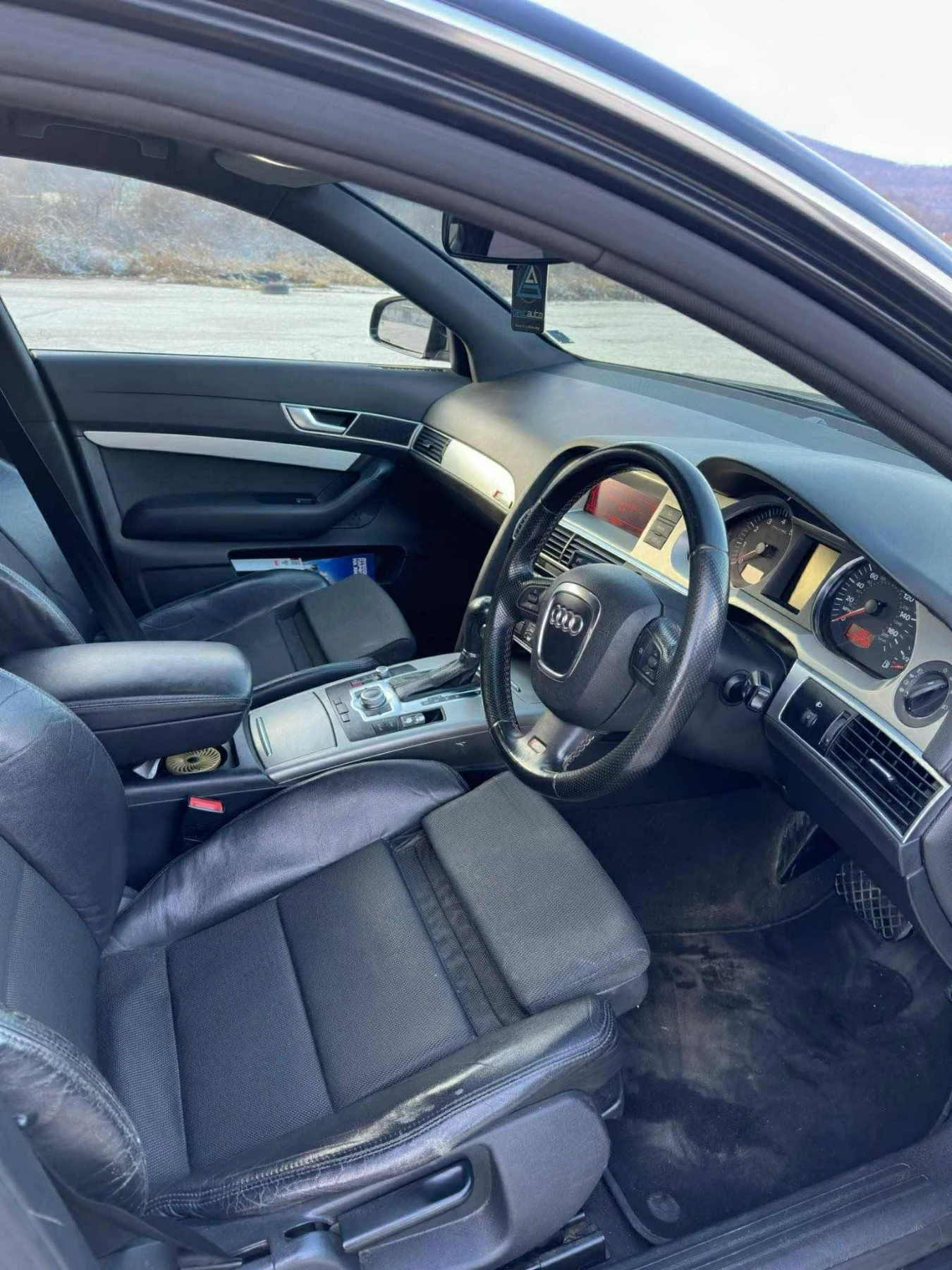 Audi A6 3.2 FSI, снимка 5 - Автомобили и джипове - 53856783