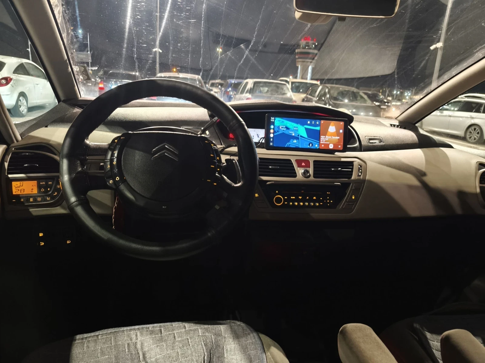 Citroen C4 Picasso 2.0HDI Автоматик , снимка 12 - Автомобили и джипове - 54296872