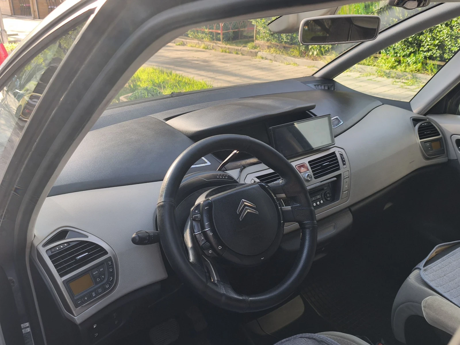 Citroen C4 Picasso 2.0HDI Автоматик , снимка 6 - Автомобили и джипове - 54296872