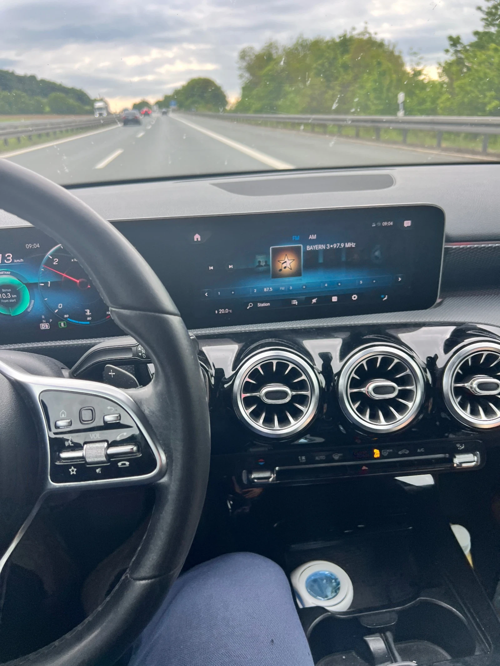 Mercedes-Benz A 200 Лек, снимка 11 - Автомобили и джипове - 54622491