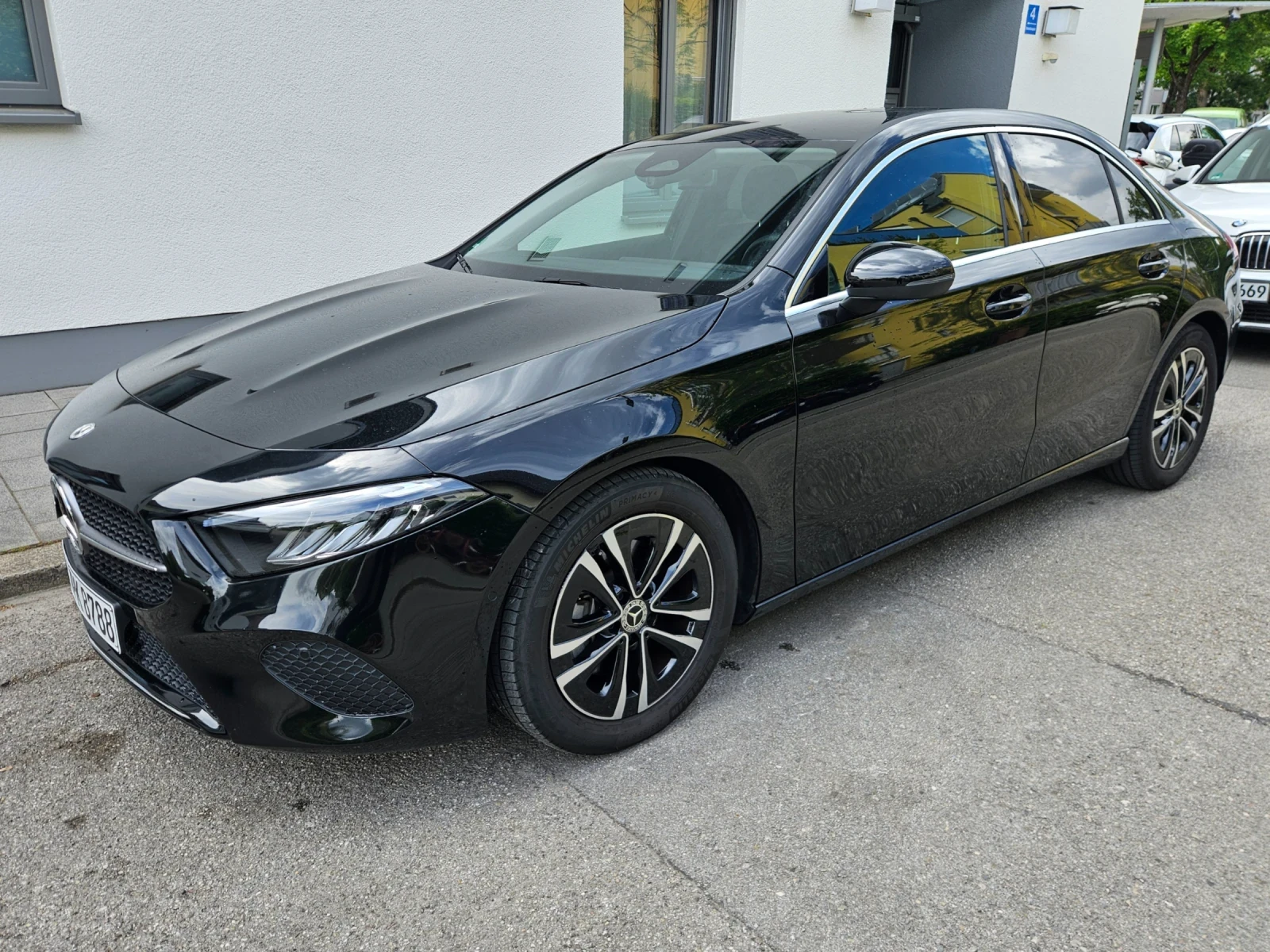 Mercedes-Benz A 220 4Matic, снимка 2 - Автомобили и джипове - 54651220