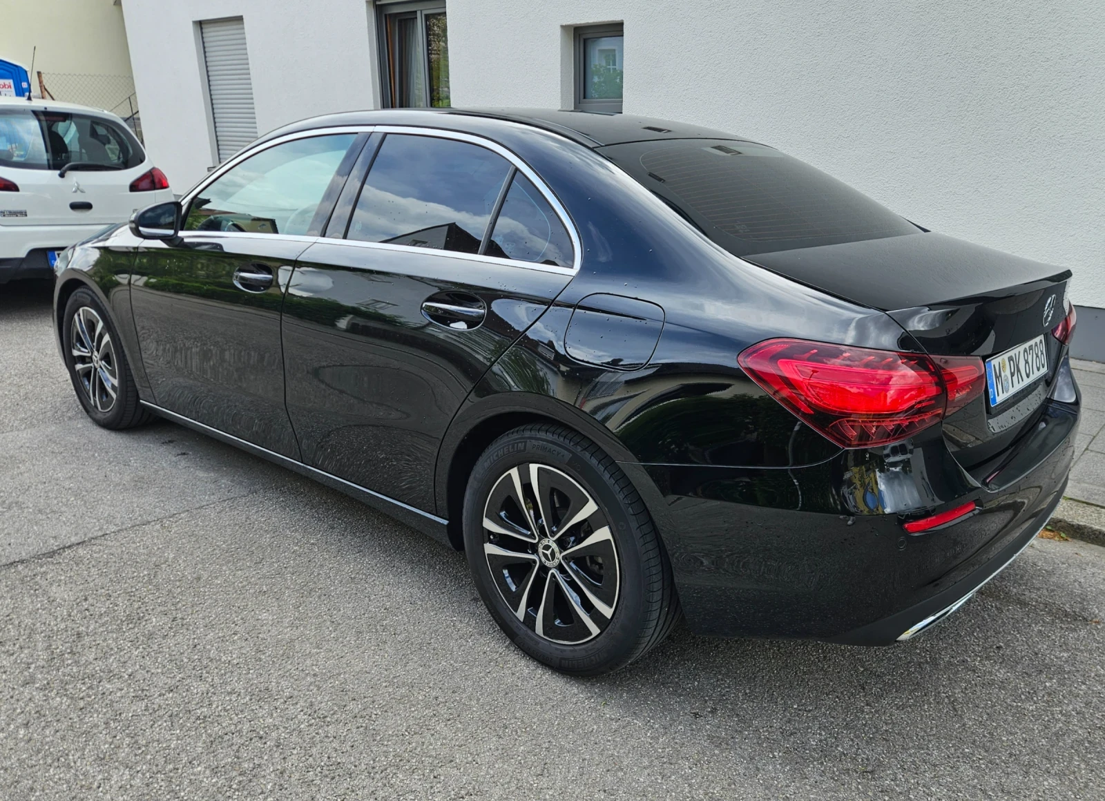 Mercedes-Benz A 220 4Matic, снимка 3 - Автомобили и джипове - 54651220