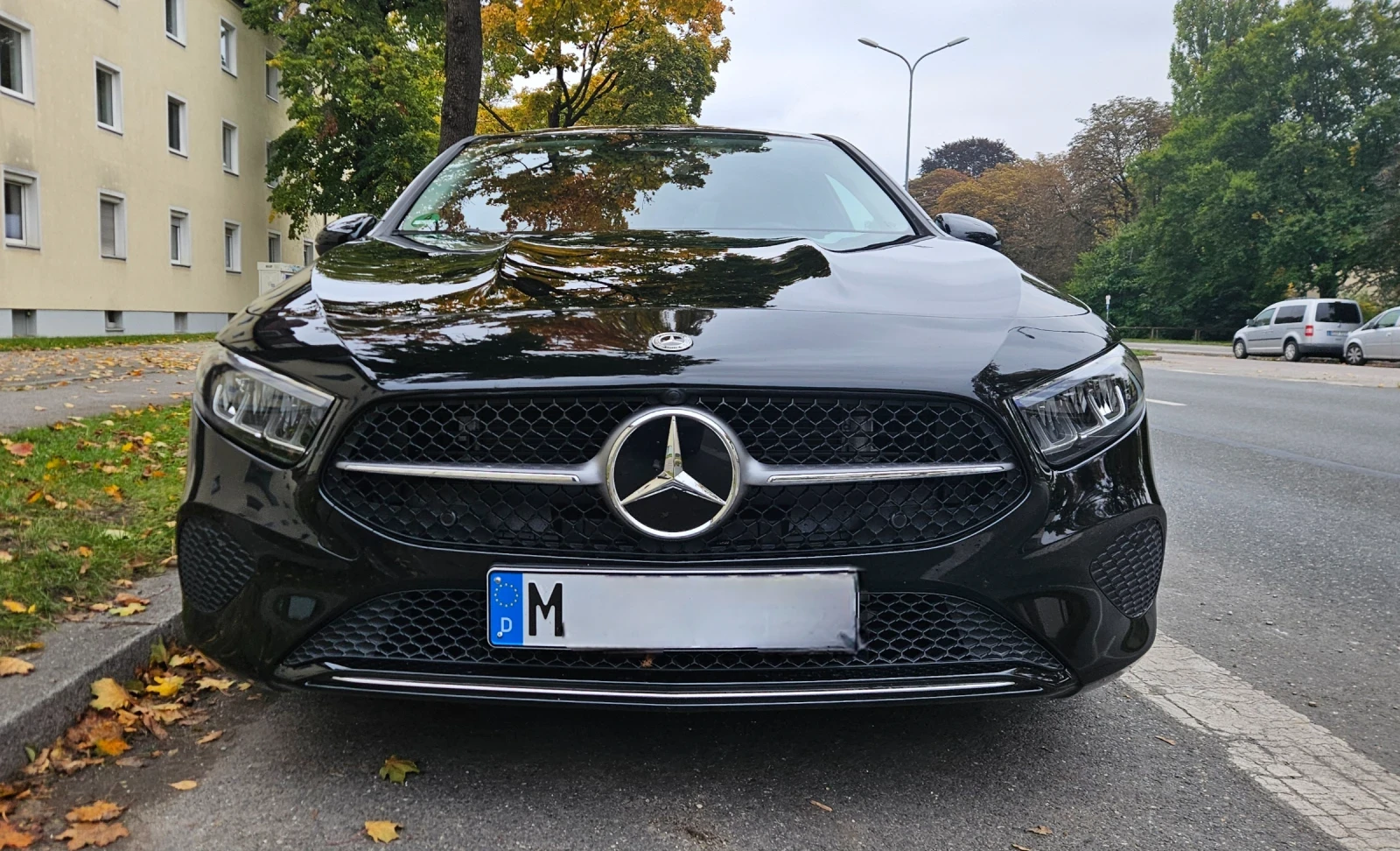 Mercedes-Benz A 220 4Matic, снимка 11 - Автомобили и джипове - 54651220