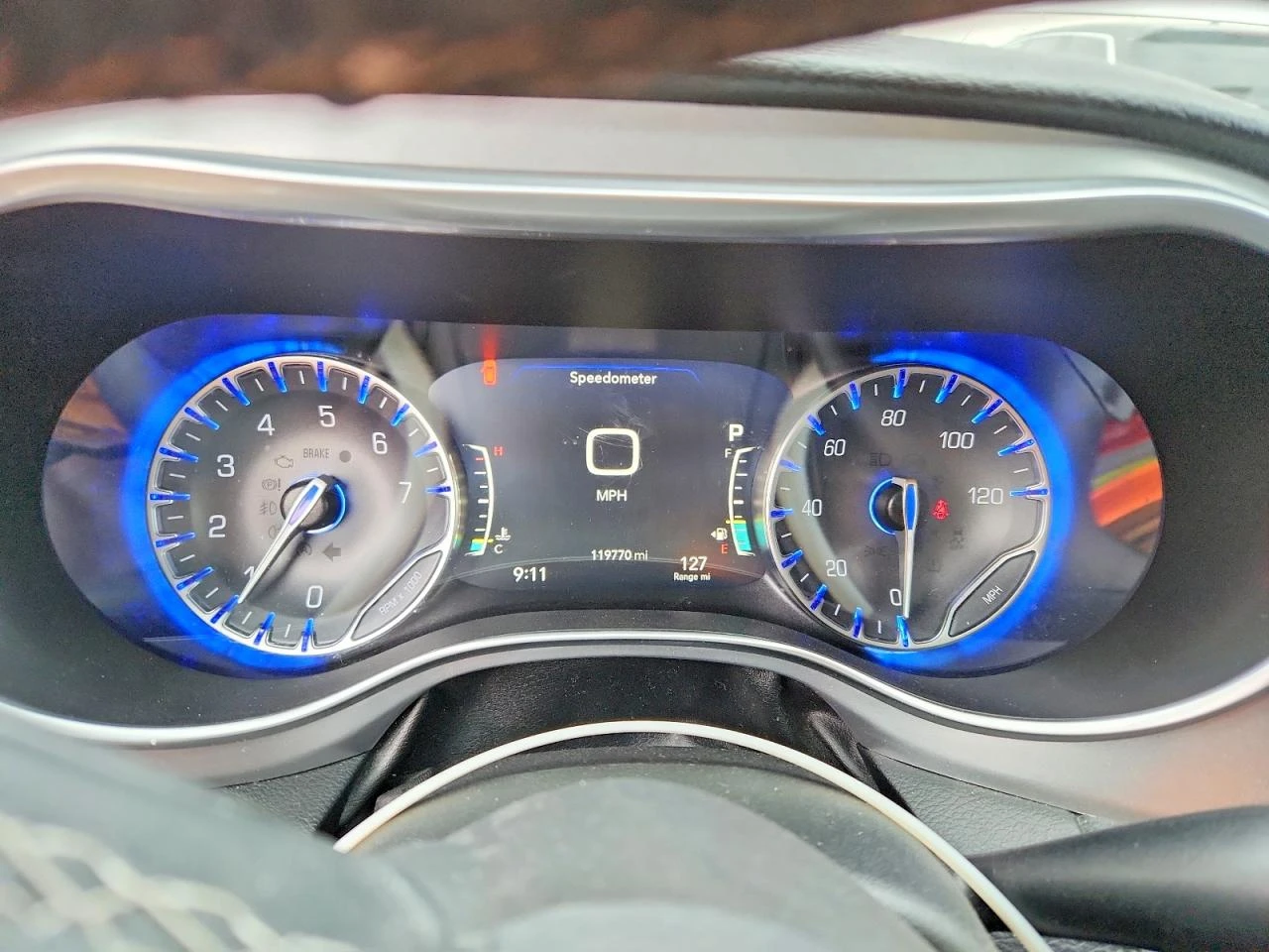Chrysler Pacifica 3.6l Limited, снимка 9 - Автомобили и джипове - 54713384