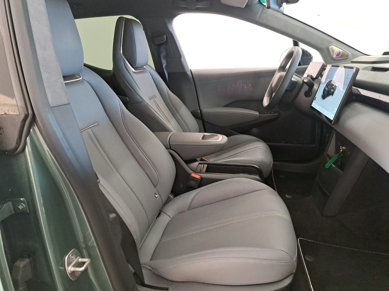 Zeekr X 64kWh , снимка 7 - Автомобили и джипове - 54830970