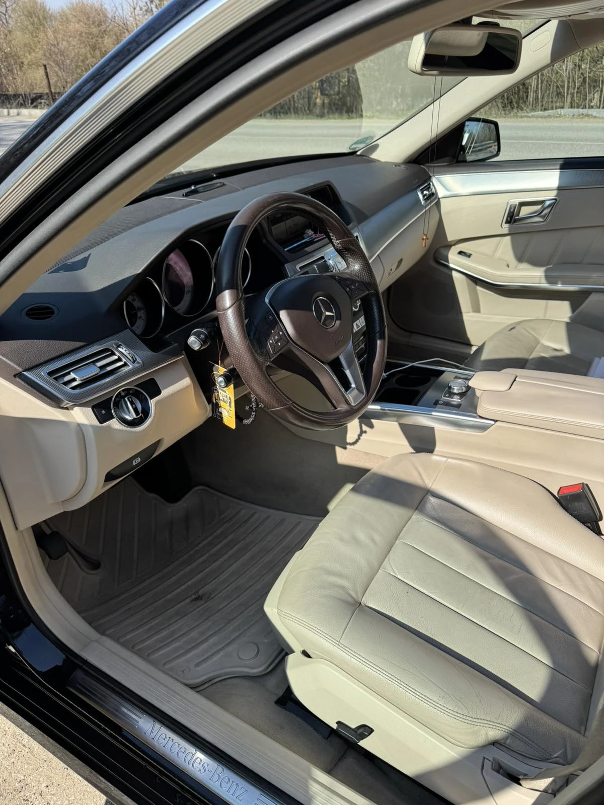 Mercedes-Benz E 350, снимка 7 - Автомобили и джипове - 55341894